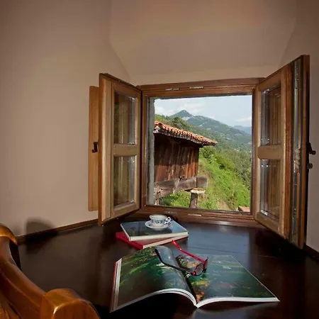 La Casona De Riomera