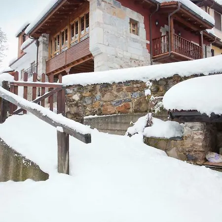 Prázdninový dům La Casona De Riomera Aller