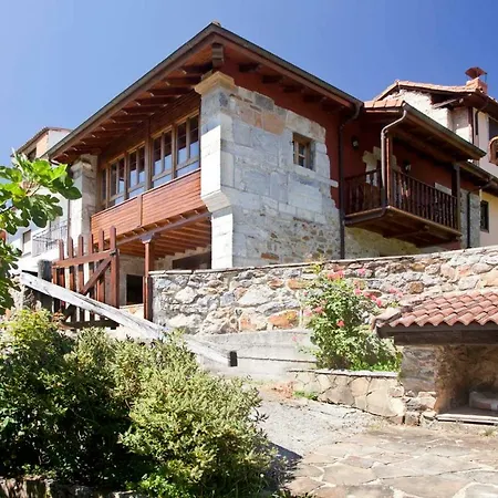 Nyaraló La Casona De Riomera