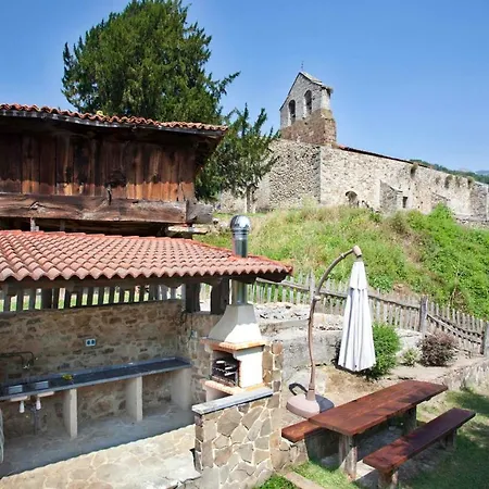 Nyaraló La Casona De Riomera